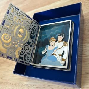 Disney Cinderella and Prince Charming Jumbo Disney Pin
